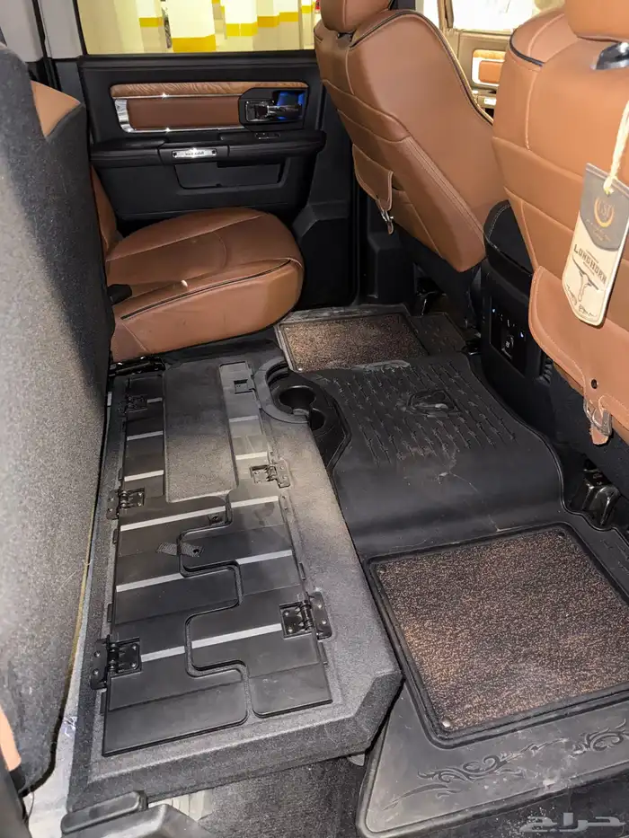 دوج رام لارامي لونق هورن أعلى فئة stored Dodge Ram 15