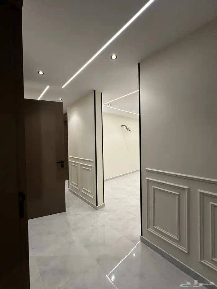 فلل وشقق للبيع 48