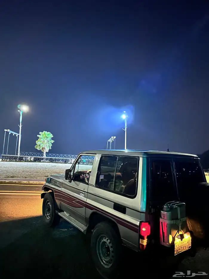 جيب ربع 2001 16