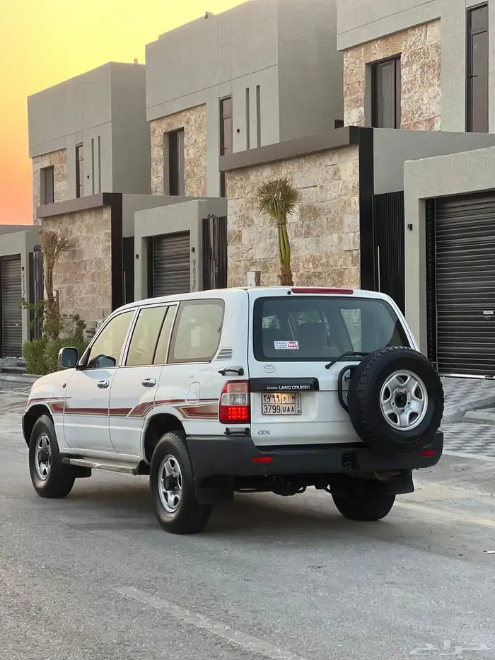 لاندكروزر GX قير عايدي وسبير علاق 8