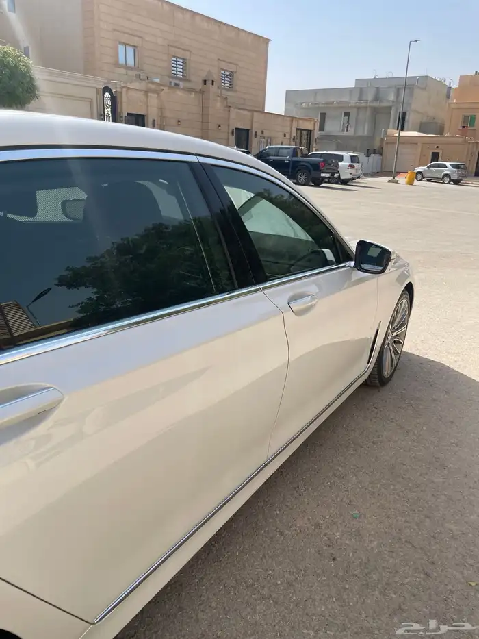BMW 740LI ناغي فل كامل صيانه وكاله 22