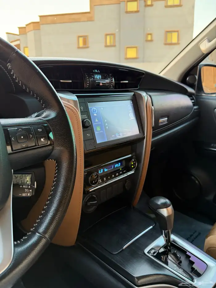 فورتشنر 2022 VX بنزين 6 سلندر 41