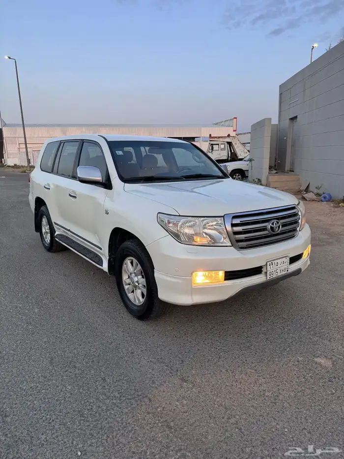 جيب جكس ار بريمي موديل 2011 بودي بلد مشروط كامل . 4