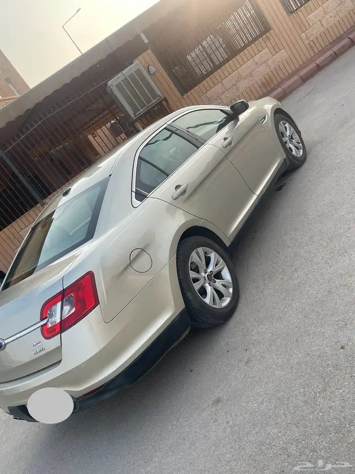 فورد توريس 2010 1