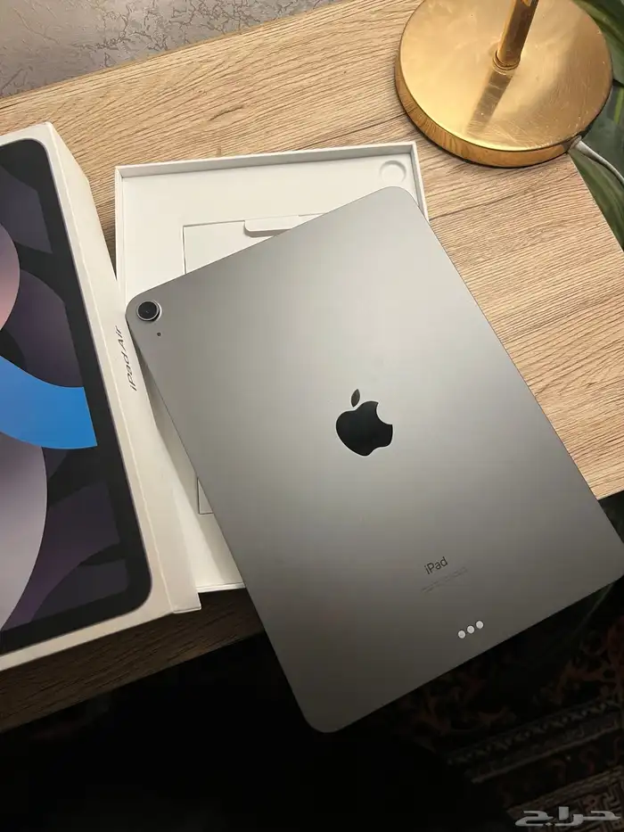للبيع ايباد آير ( الجيل الرابع ) iPad Air 0