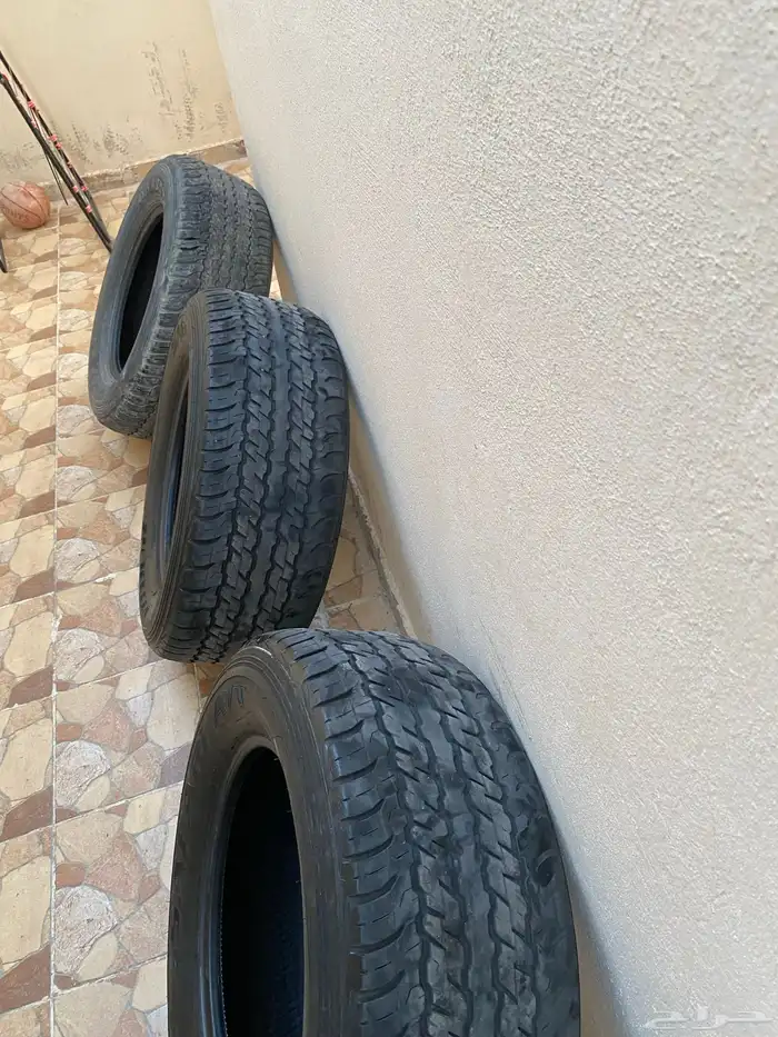 كفرات جيب لاند كروزر اصليه المقاس 18 - 285 60R 4
