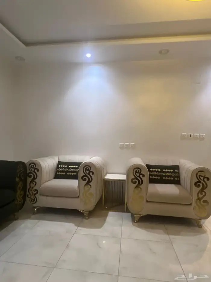 مجلس كامل بطاولات كراسي استرخاء غرفه اطفال مطبخ سرير 3ادوار 4