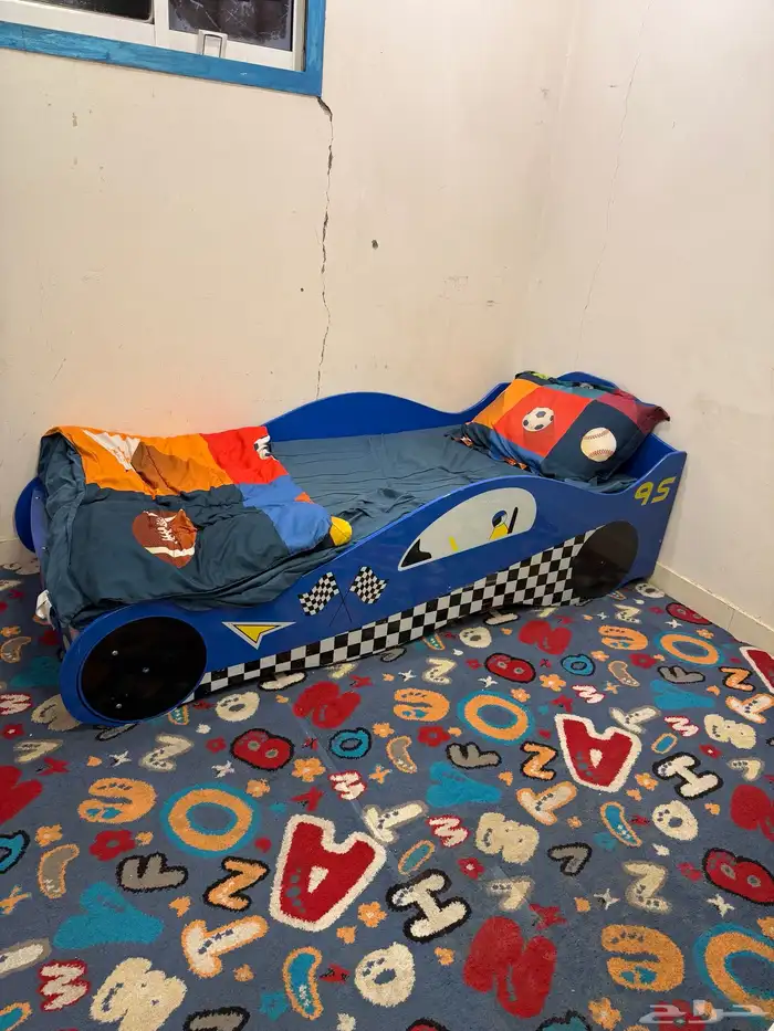 سرير للبيع 0