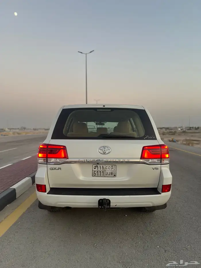 لاندكروزر 2016 V6 10