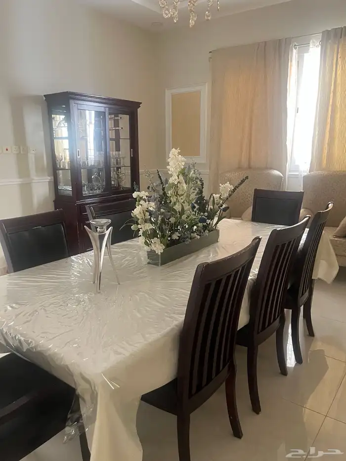 طاولة طعام للبيع 1000 0