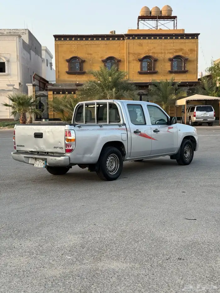 مازدا _ BT50 بكب موديل 2011 5