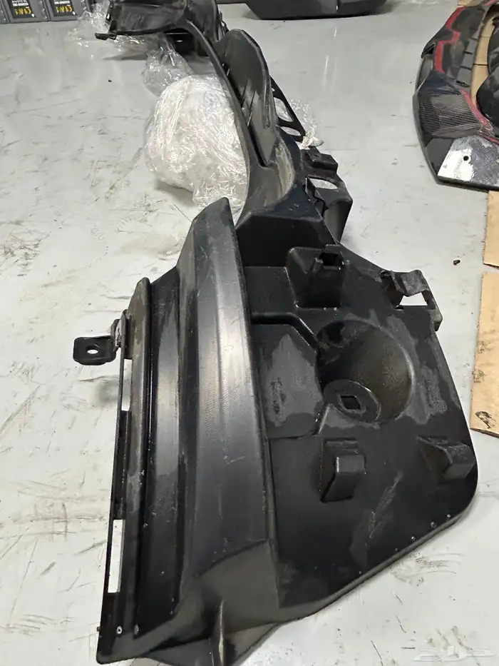 قاعدة صدام خلفي BMW F10 3