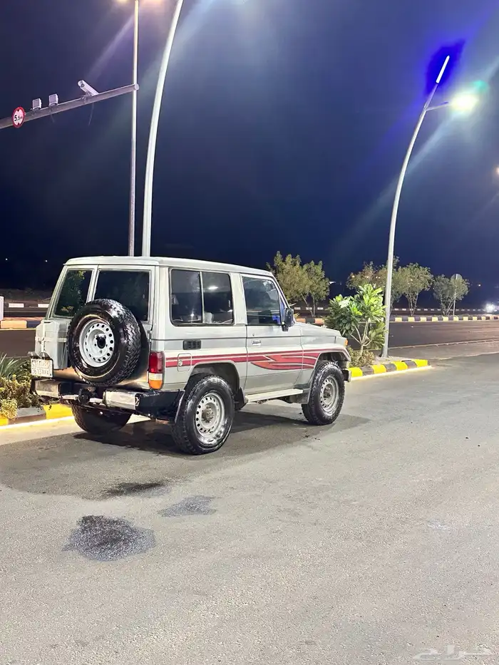 جيب ربع 2001 9