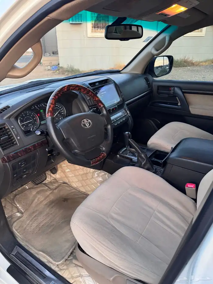 جيب جكس ار بريمي موديل 2011 بودي بلد مشروط كامل . 8