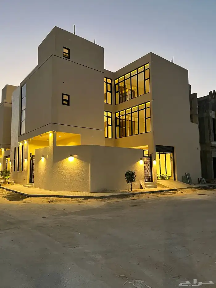 فيلا مساحة 200 م حي المهدية للبيع شارعين شرقي جنوبي 0