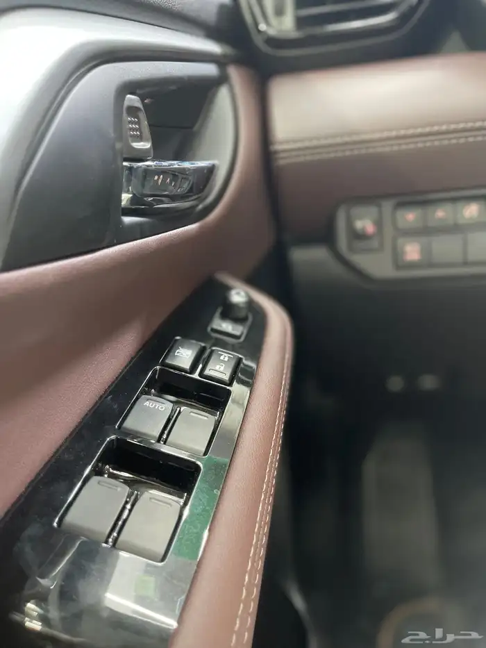 تويوتا أوربان GXL م2024 ( تم البيع ) 15