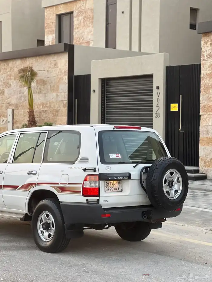 لاندكروزر GX قير عايدي وسبير علاق 1
