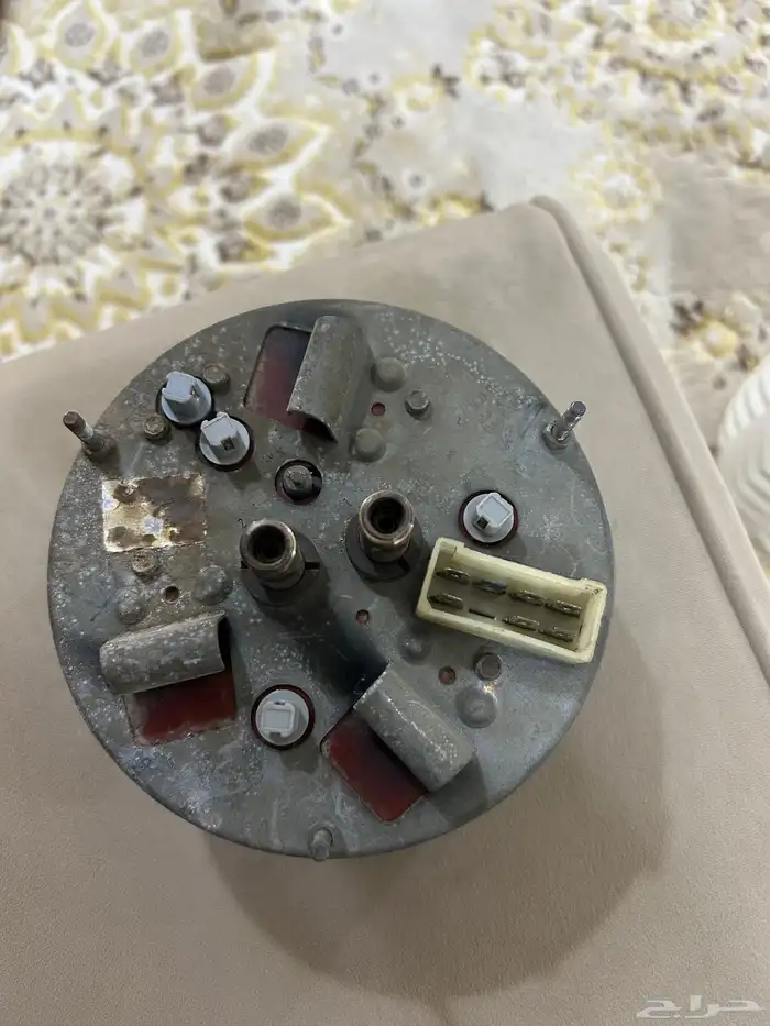 ساعة ضغط وحرارة وديزل وهواء عايدي او البي 1