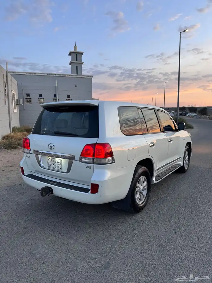 جيب جكس ار بريمي موديل 2011 بودي بلد مشروط كامل . 5