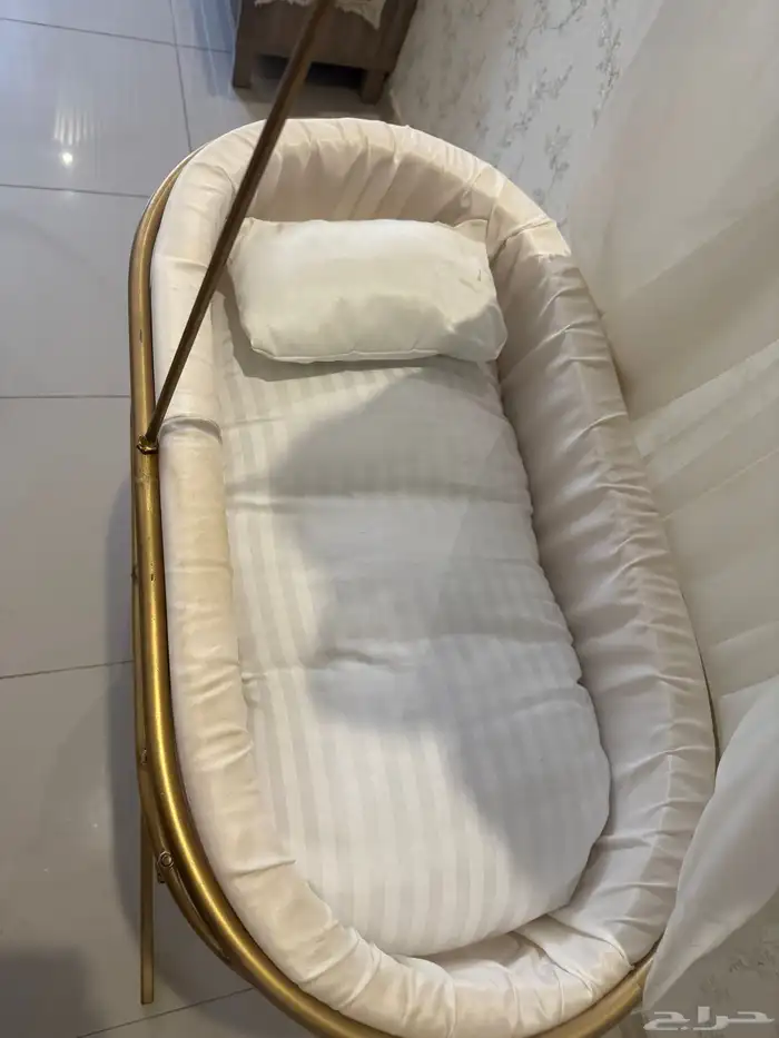 سرير مواليد 1