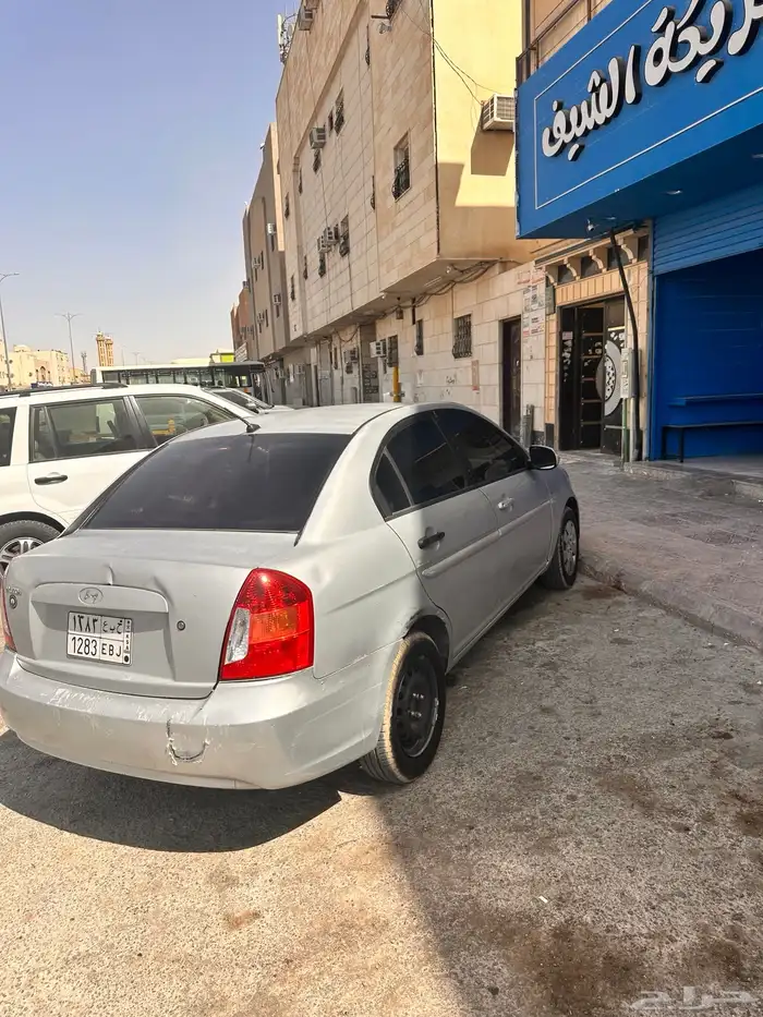 اكسنت 2011 قير عادي 1