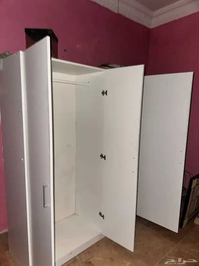 دولاب للبيع بسعر 350 ومطبخ للبيع بسعر 600 دون الفرن 0