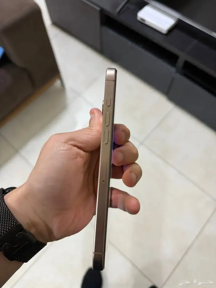 iPhone 16 pro max 3