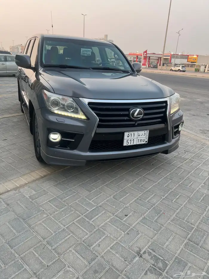 جيب لكزس للبيع او البدل لكزس ES350 من موديل 2019 وفوق 0