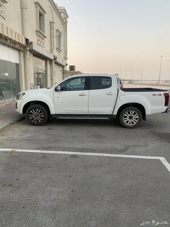ايسوزو ديماكس 2020 7