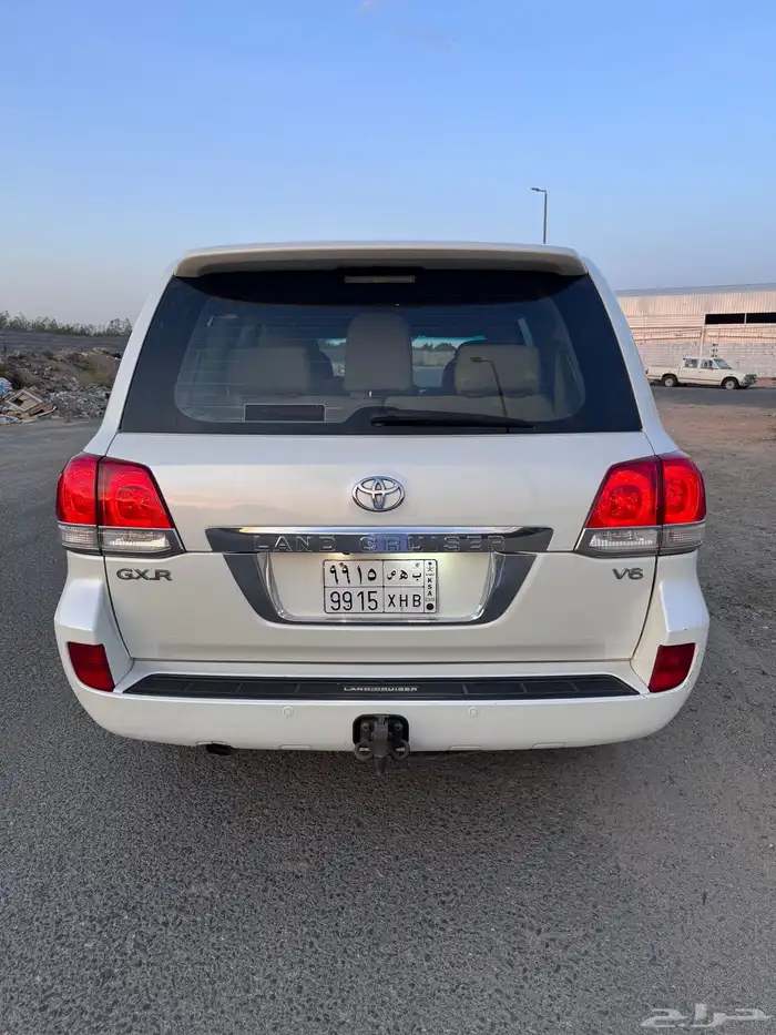 جيب جكس ار بريمي موديل 2011 بودي بلد مشروط كامل . 2