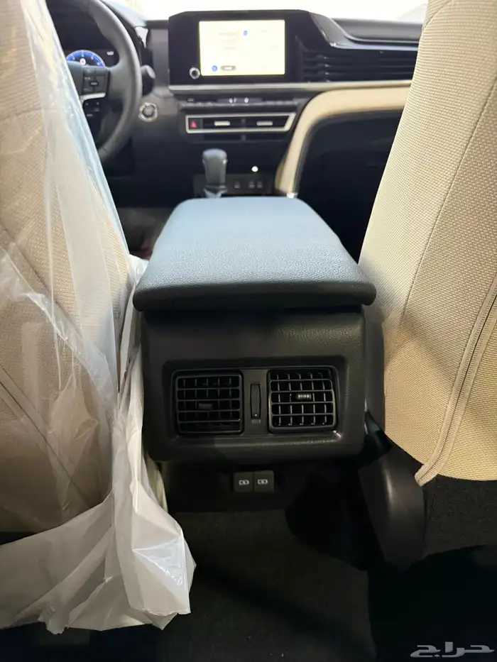 كامري.LE. 2025 10