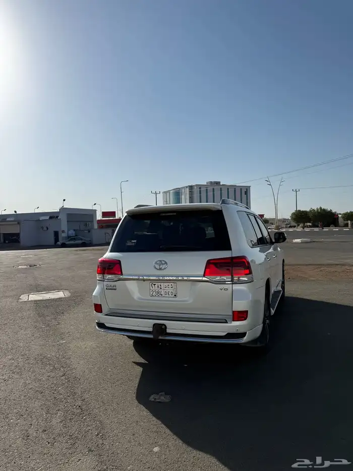 جيب لاندكروزر تورنق GXR 2