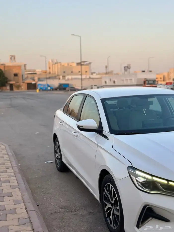 جيلي امجراند 7 2