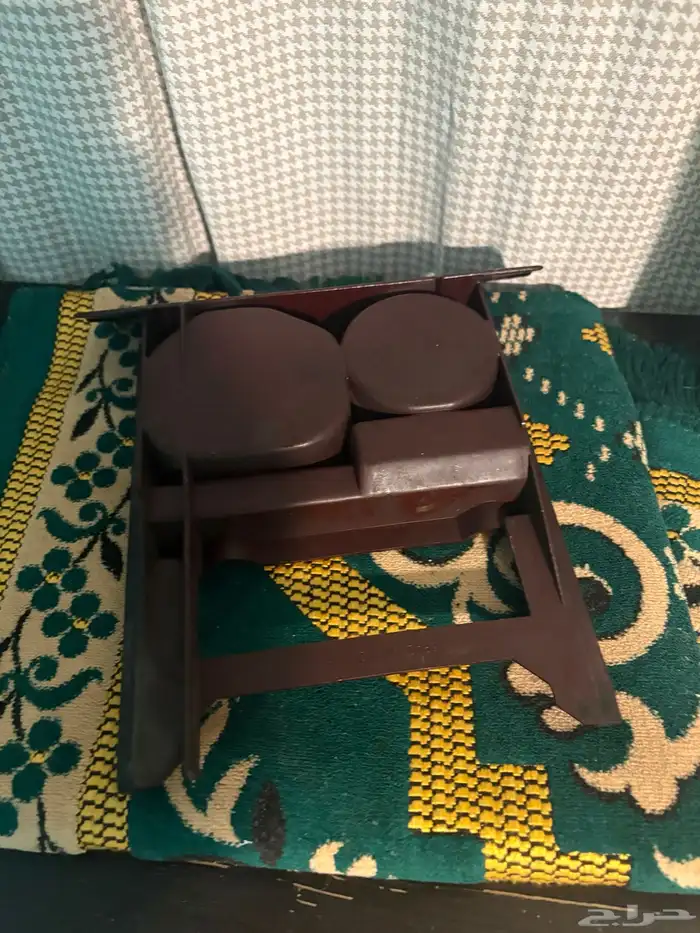 سلام عليكم علبت فرامل كابرس 1993 مع ديكور الديكور 1