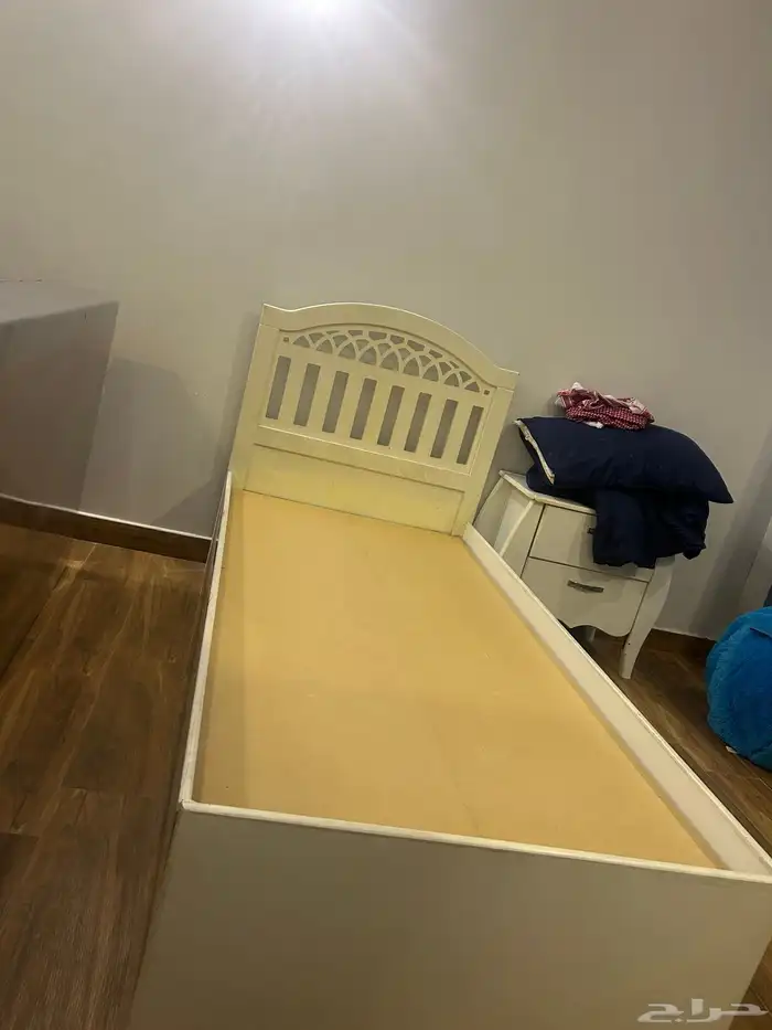 سرير نفر ونص وسرير أطفال 2
