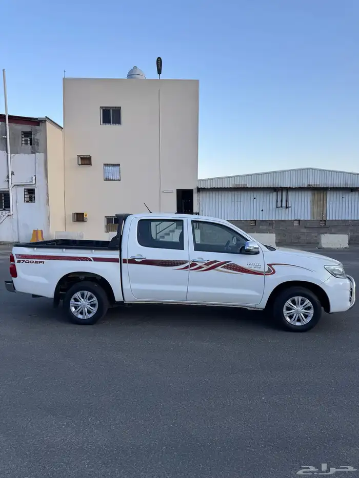 هايلكس 2013 فل مخزن . 3