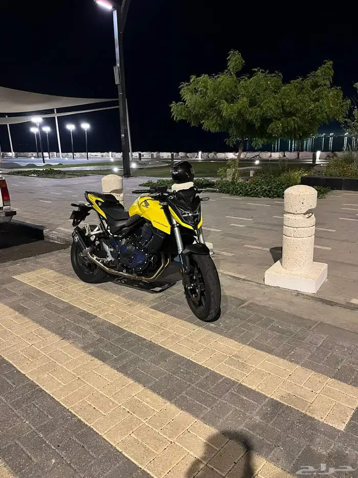 دراجة هوندا HONDA CB750 1