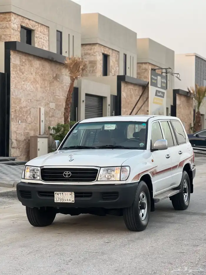 لاندكروزر GX قير عايدي وسبير علاق 18