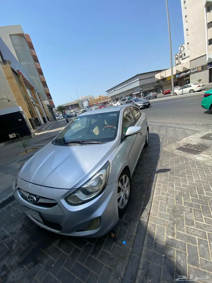 اكسنت مديل 2012 فل كامل مجدد ومفحوص قير ماكينه ع الشرط 4