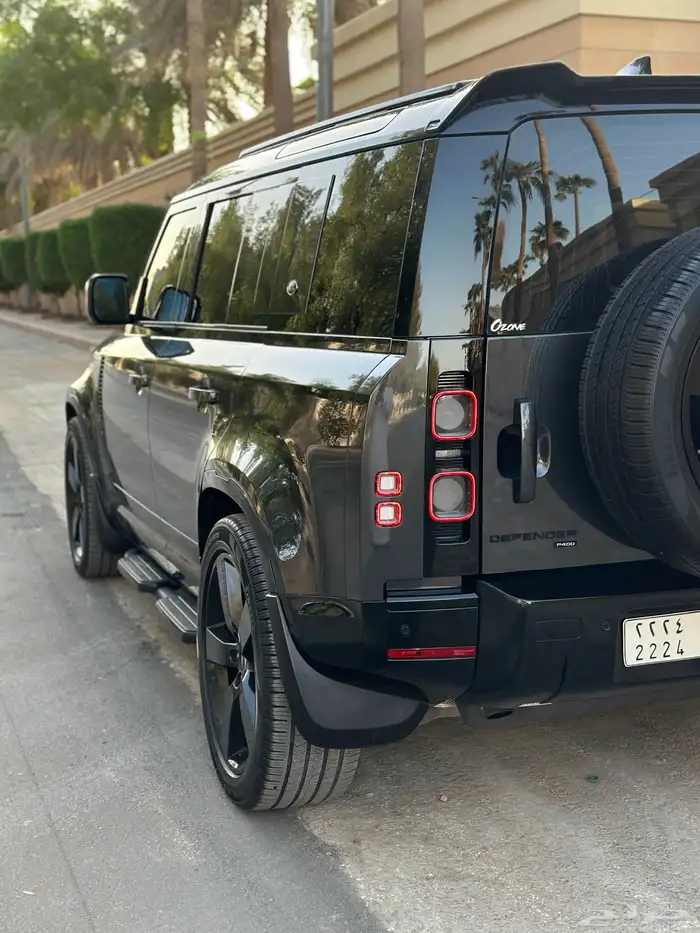 ديفندر V6 2023 كاربثيان 9