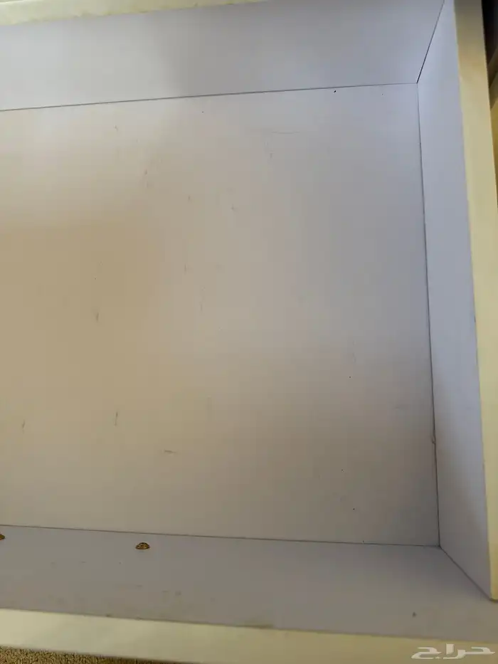 مكتب ابيض للبيع 1