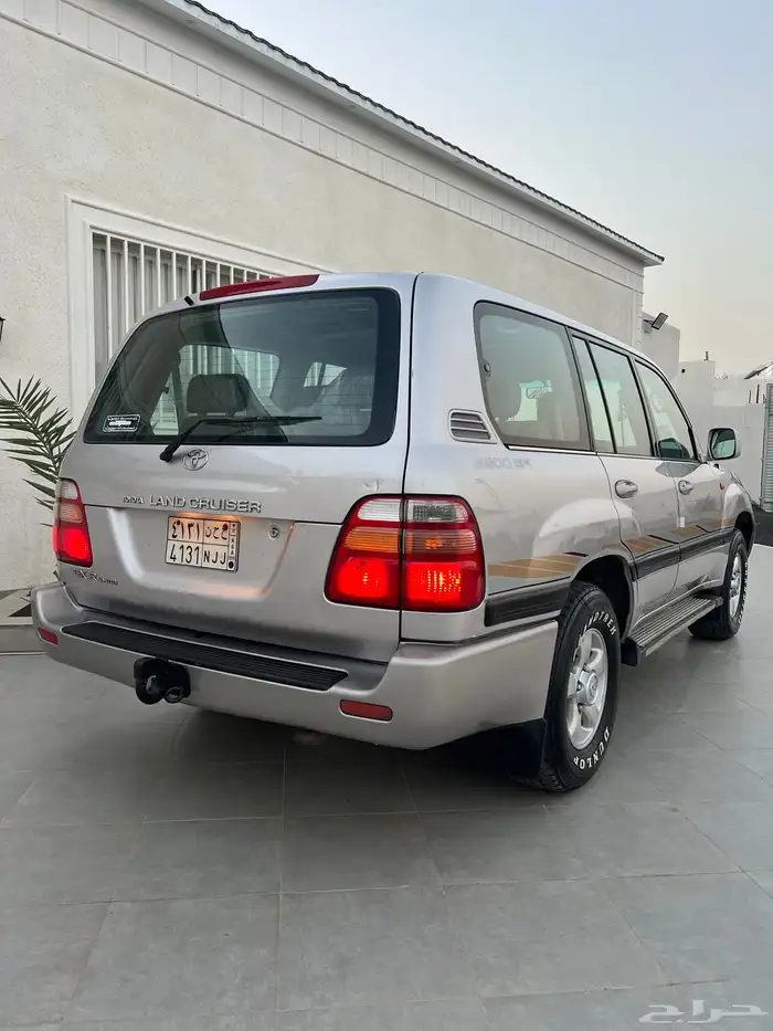 تويوتا لاندكروزر 1999 4
