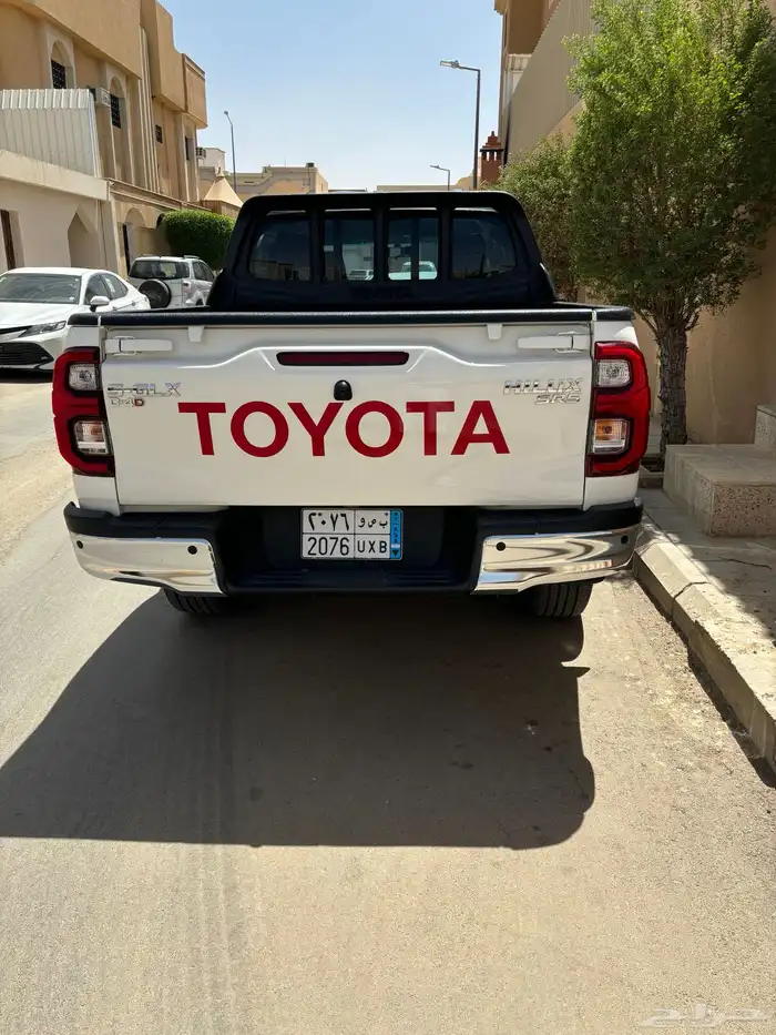 هايلكس 2023 فل كامل 3