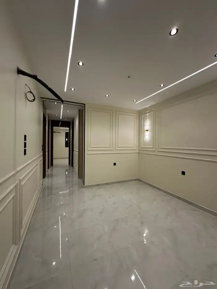 فلل وشقق للبيع 35