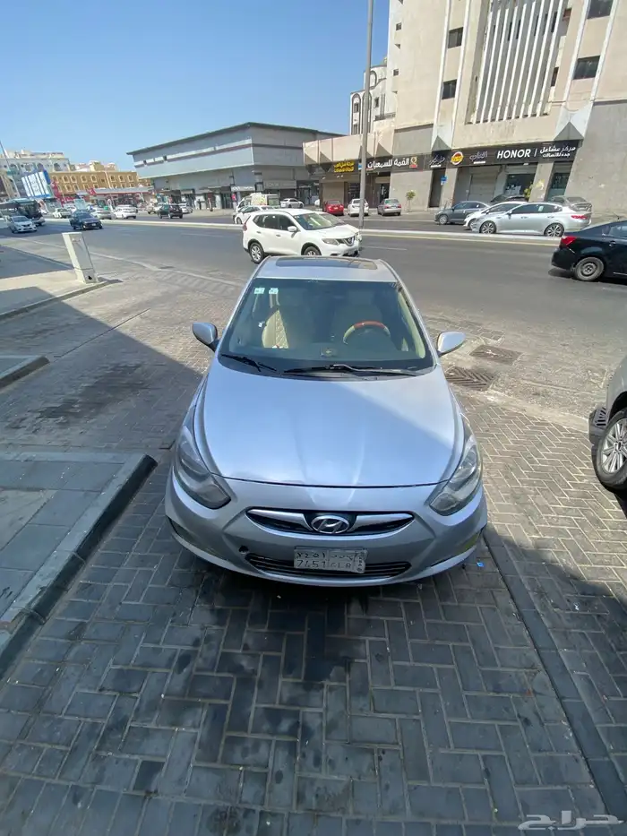 اكسنت مديل 2012 فل كامل مجدد ومفحوص قير ماكينه ع الشرط 2