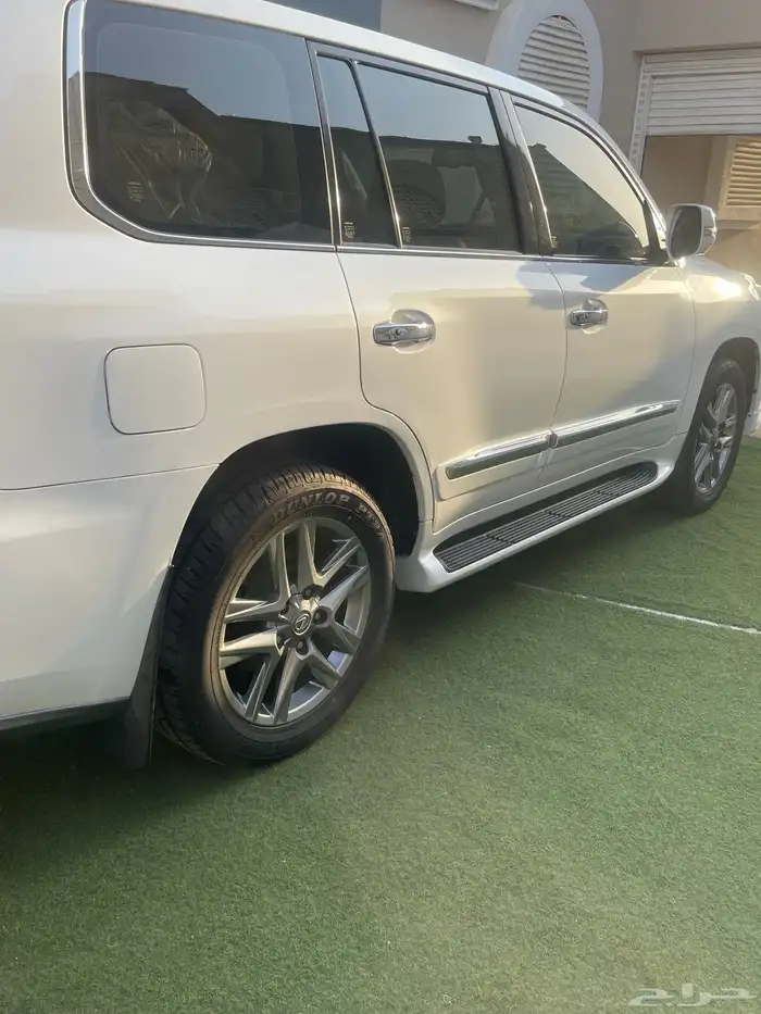 لكزس LX 2015 للبيع 3