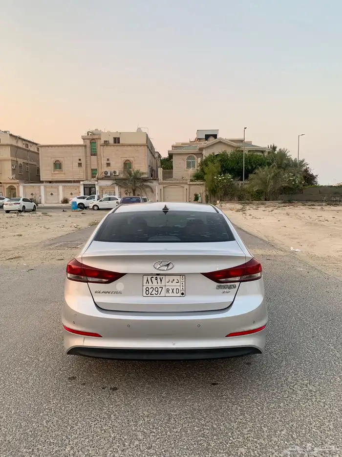 هونداي انترا 2018 5