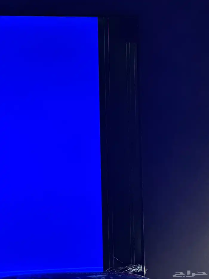 شاشه65 بوصه للبيع مالها شهر 1