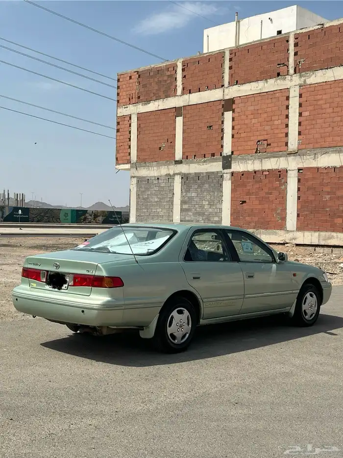 للبيع كامري 2002 GLi 5