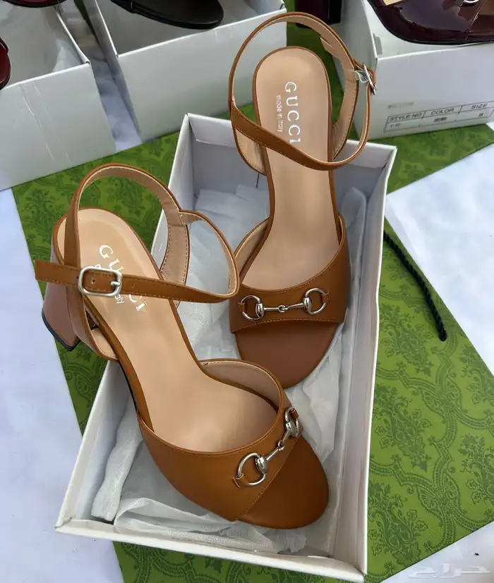 كعب شانيل وكعب قوتشي ماستر كواليتي 36